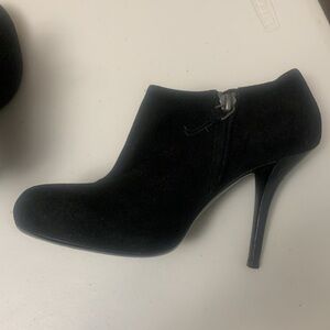 🖤 Balenciaga Suede Stiletto Ankle Boots – Italian Made – EU 36.5 / US 6 🖤